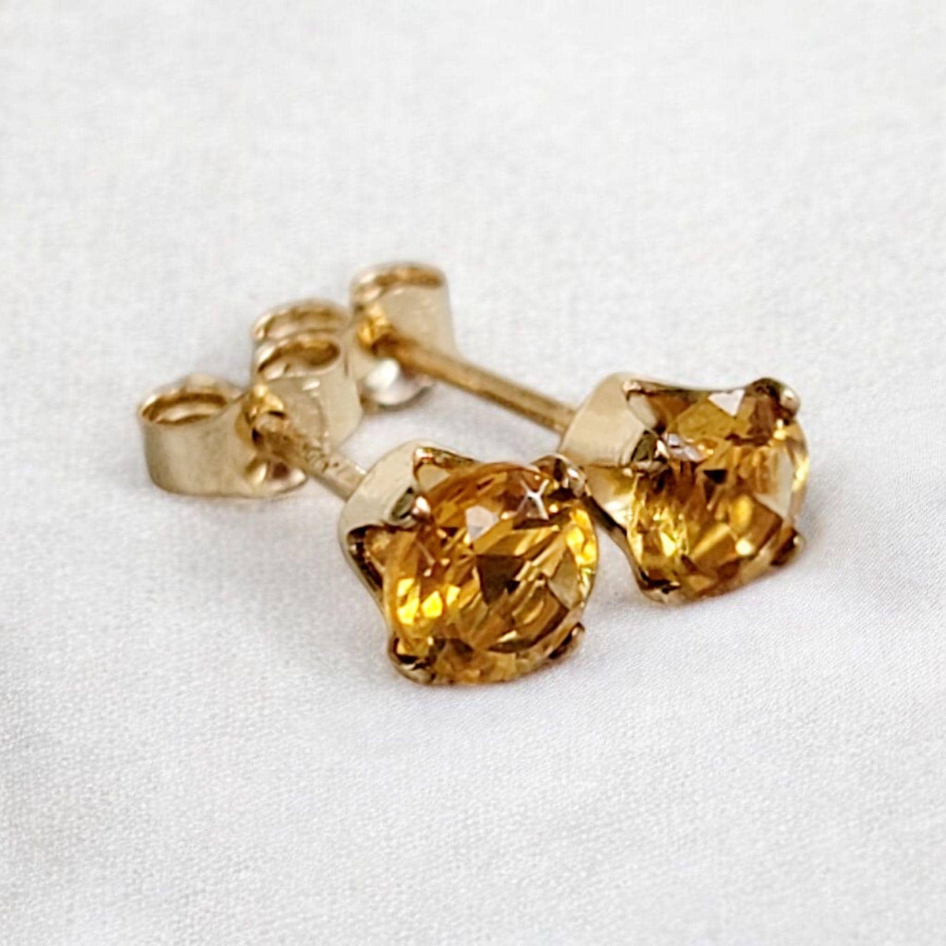 Citrine stud earrings in 14k solid gold, gold filled, or sterling silver — available in white, yellow, or rose gold and sizes 3mm, 4mm, 5mm, 6mm — natural golden citrine gemstone studs, November birthstone jewelry gift.