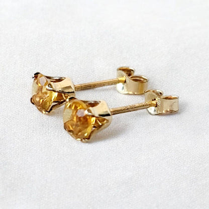 Citrine stud earrings in 14k solid gold, gold filled, or sterling silver — available in white, yellow, or rose gold and sizes 3mm, 4mm, 5mm, 6mm — natural golden citrine gemstone studs, November birthstone jewelry gift.